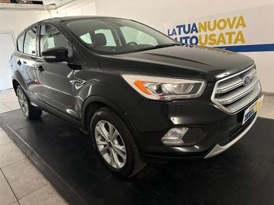 Ford Kuga 2.0 tdci Titanium s&s awd 150cv Nero usata Pescara
