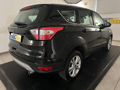 Ford Kuga 2.0 tdci Titanium s&s awd 150cv Nero usata Pescara