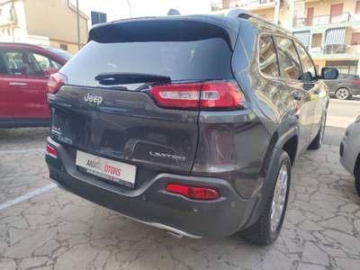 Jeep Cherokee Cherokee 2.0 mjt II Limited 4wd a.d.II 170cv auto Grigio usata Mazzarrone