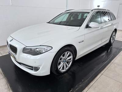 BMW Serie 5 524d d Touring 183cv Bianco usata Pescara