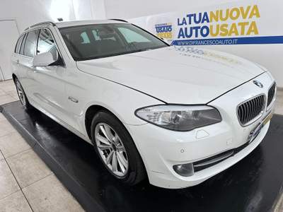 BMW Serie 5 524d d Touring 183cv Bianco usata Pescara