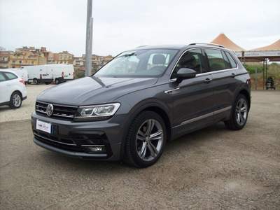Volkswagen Tiguan VOLKSWAGEN TIGUAN 2.0 TDI CV.150 R-LINE SPORT Grigio usata Canicattì