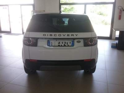 Land Rover Discovery Sport RECANATI - 2.0 TD4 150 CV SE AUTOCARRO 5P Bianco usata Recanati
