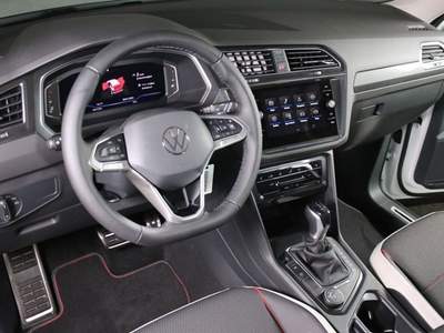 Volkswagen Tiguan 2.0 TDI 200 CV SCR DSG 4MOTIOM Urban Sport Bianco usata Castelnuovo Rangone