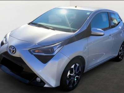 Toyota Aygo Connect 1.0 VVT-i 72 CV 5 porte x-play Grigio usata Castelnuovo Rangone