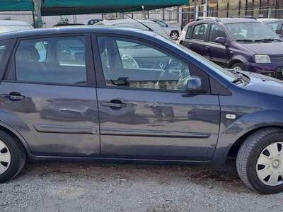 Ford Fiesta 1.2 Gpl 5p. Blu/Azzurro usata Giugliano in Campania