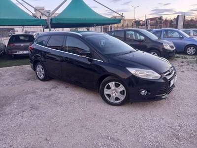 Ford Focus 1.6 TDCi 115 cv Titanium SW Nero usata Giugliano in Campania