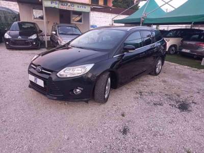 Ford Focus 1.6 TDCi 115 cv Titanium SW Nero usata Giugliano in Campania