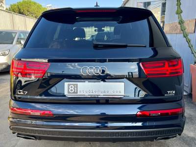 Audi Q7 3.0 TDI 272 CV quattro tiptronic Business Plus Blu/Azzurro usata Castellammare di Stabia