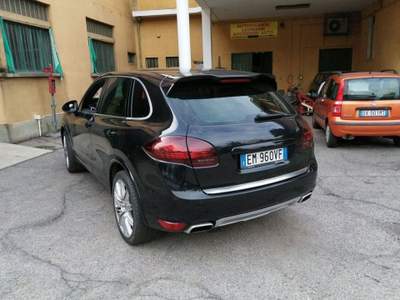 Porsche Cayenne vettura stupenda tenuta benissimo super accessoriata Nero usata GRUGLIASCO