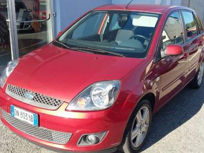 Ford Fiesta 1.4 TDCi 5p. Clever Lilla usata Alba