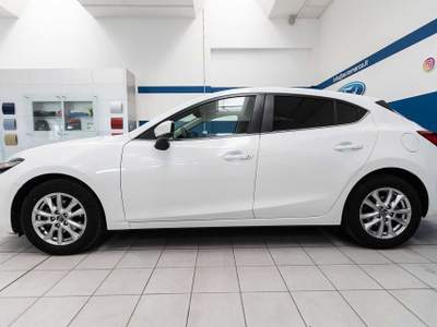 Mazda 3 Mazda3 1.5 Skyactiv-G Evolve Bianco usata Silea