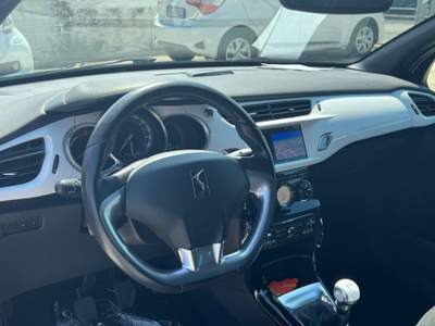 DS Automobiles DS 3 VETTURA IN OTTIME CONDIZIONI Bianco usata Ciampino