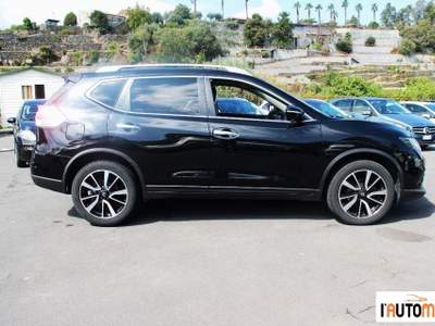 Nissan X-Trail  1.6 dci Tekna 2wd xtronic E6 Nero usata Aci Catena