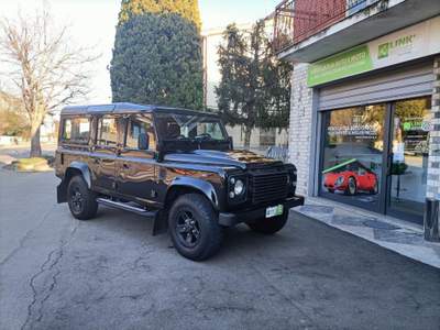 Land Rover Defender 110 2.4 TD4 Station Wagon SE Nero usata Nonantola