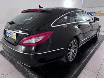 Mercedes-Benz CLS Shooting Brake 350 premium 4matic 252CV Nero usata Pescara