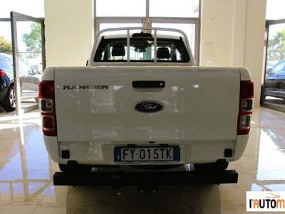 Ford Ranger Super Cab. 4 Posti 2.0 Tdci 170 cv  Bianco usata Aci Catena