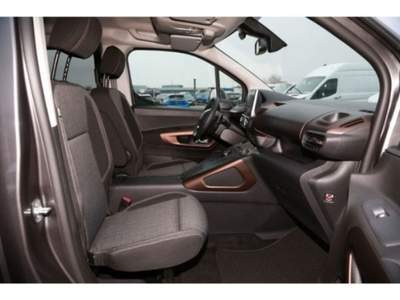 Peugeot Rifter Puretech 130 S&S EAT8 GT Long 7 posti Grigio usata Castelnuovo Rangone