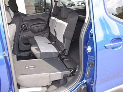 Citroen Berlingo BlueHDi 130 Stop&Start XL Shine Blu/Azzurro usata Castelnuovo Rangone