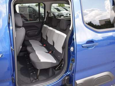 Citroen Berlingo BlueHDi 130 Stop&Start XL Shine Blu/Azzurro usata Castelnuovo Rangone