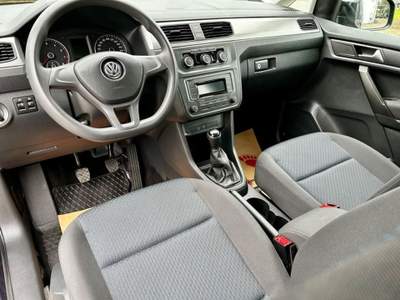 Volkswagen Caddy 1.0 TSI 102 CV Trendline Maxi Blu/Azzurro usata Castelnuovo Rangone