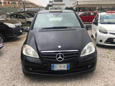 Mercedes-Benz Classe A CDI CAMBIO AUTOMATICO 2010 Nero usata Acerra