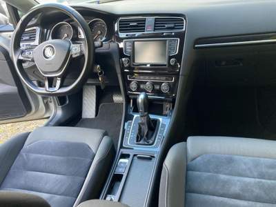 Volkswagen Golf 2.0 TDI DSG Executive BlueMotion Tech. Argento usata Lana