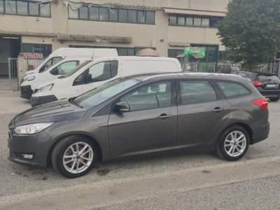 Ford Focus 2.0 TDCi 150 CV SW Business Grigio usata Martinsicuro