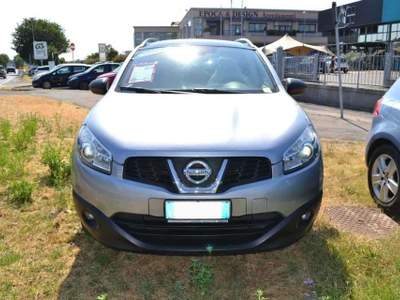 Nissan Qashqai 1.5 dCi DPF Tekna 7 posti Argento usata Castelnuovo Rangone