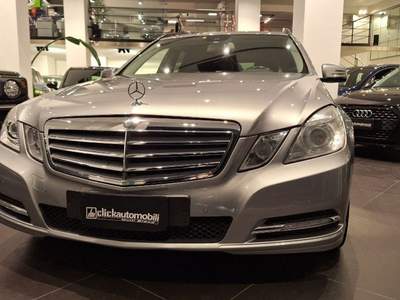 Mercedes-Benz Classe E CDI S.W. BlueEFFICIENCY Executive 4 matic Grigio usata Napoli