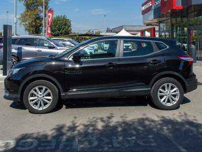 Nissan Qashqai 1.2 DIG-T Acenta DCT Nero usata Fondi
