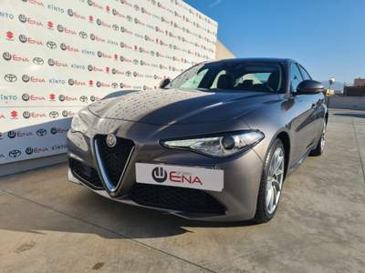 Alfa Romeo Giulia 2.2 Turbodiesel 150 CV AT8 Grigio usata Cagliari
