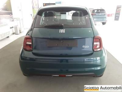 Fiat 500 Berlina 42 kWh Verde usata MESSINA