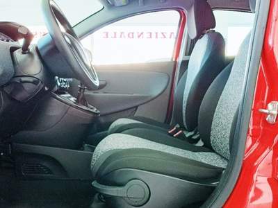 Lancia Ypsilon 1.2 69 CV 5 porte Elefantino Blu Rosso usata Pisa