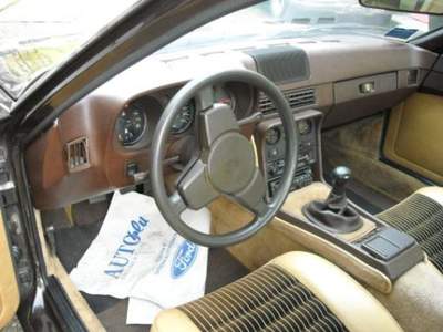 Porsche 924/944 2.0    5 MARCE  km ORIGINALI!!! Marrone usata Gaglianico
