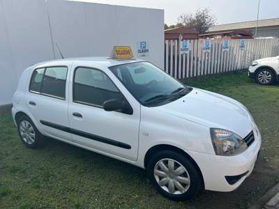 Renault Clio ottime condizioni Bianco usata Galliate