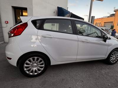 Ford Fiesta 1.2 60CV 5 porte Bianco usata Portoferraio