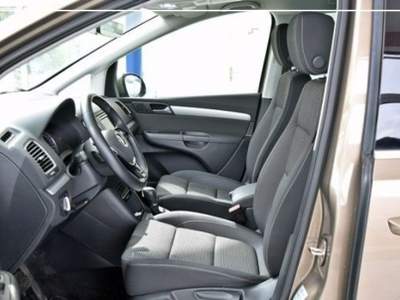 Volkswagen Sharan 2.0 TDI 150 CV SCR DSG Comfortline Oro usata Castelnuovo Rangone