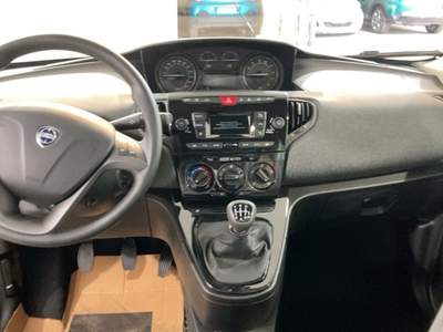 Lancia Ypsilon 1.0 FireFly 5 porte S&S Hybrid Silver Blu/Azzurro usata Canino