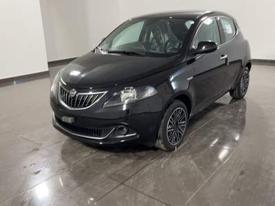 Lancia Ypsilon 1.0 FireFly 5 porte S&S Hybrid Gold Nero usata Canino