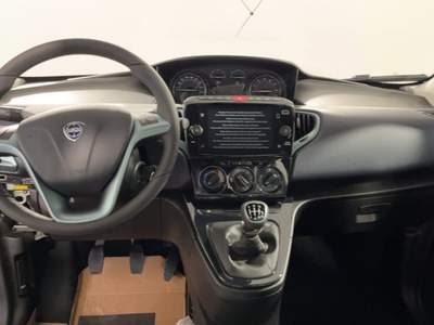 Lancia Ypsilon 1.0 FireFly 5 porte S&S Hybrid Gold Nero usata Canino