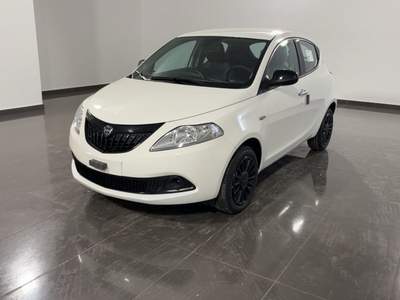 Lancia Ypsilon 1.0 FireFly 5 porte S&S Hybrid Silver Bianco usata Canino
