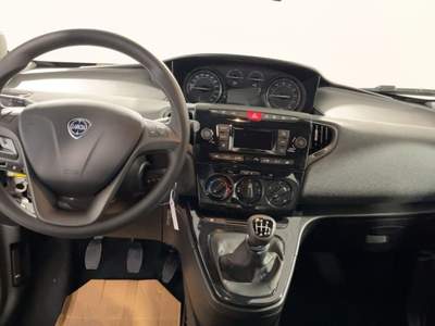 Lancia Ypsilon 1.0 FireFly 5 porte S&S Hybrid Silver Bianco usata Canino