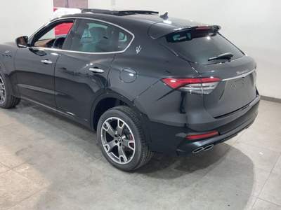 Maserati Levante MHEV 330 CV AWD GT Nero usata Canino