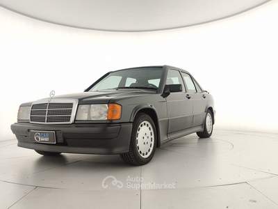 Mercedes-Benz Classe E E190 2.3 16v Nero usata Rivoli