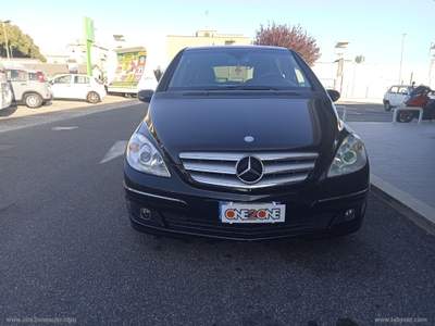 Mercedes-Benz Classe B B 200 CDI Chrome                                                         Nero usata Roma