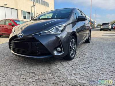 Toyota Yaris 1.5 Hybrid Style Grigio usata Faenza