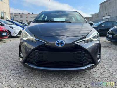 Toyota Yaris 1.5 Hybrid Style Grigio usata Faenza