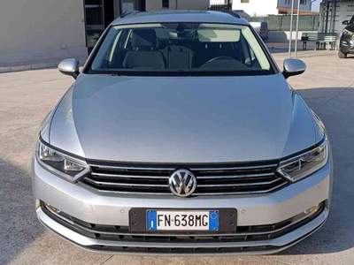 Volkswagen Passat 1.6 TDI SCR DSG Business BMT Grigio usata Corato
