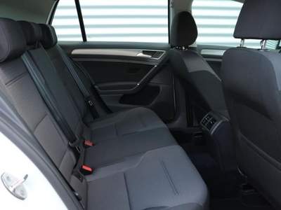 Volkswagen Golf 1.6 TDI 110 CV 5p. Comfortline Bianco usata Castelnuovo Rangone